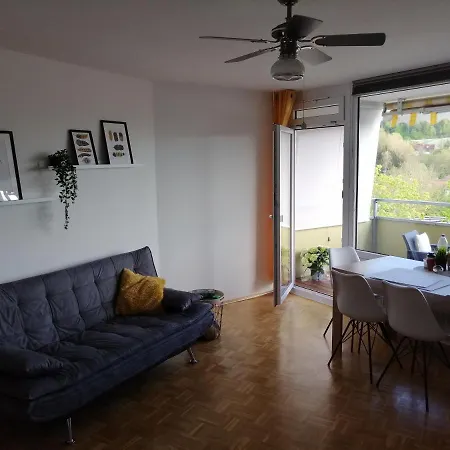 Sonnige Mit Seeblick * 울딘겐물호펜